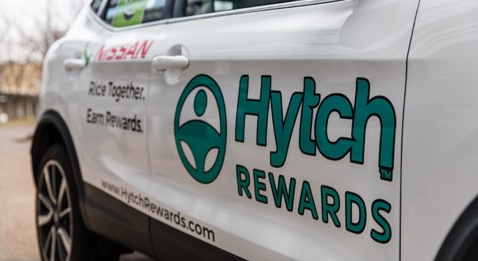 Nissan y Hytch pagan por compatir el auto