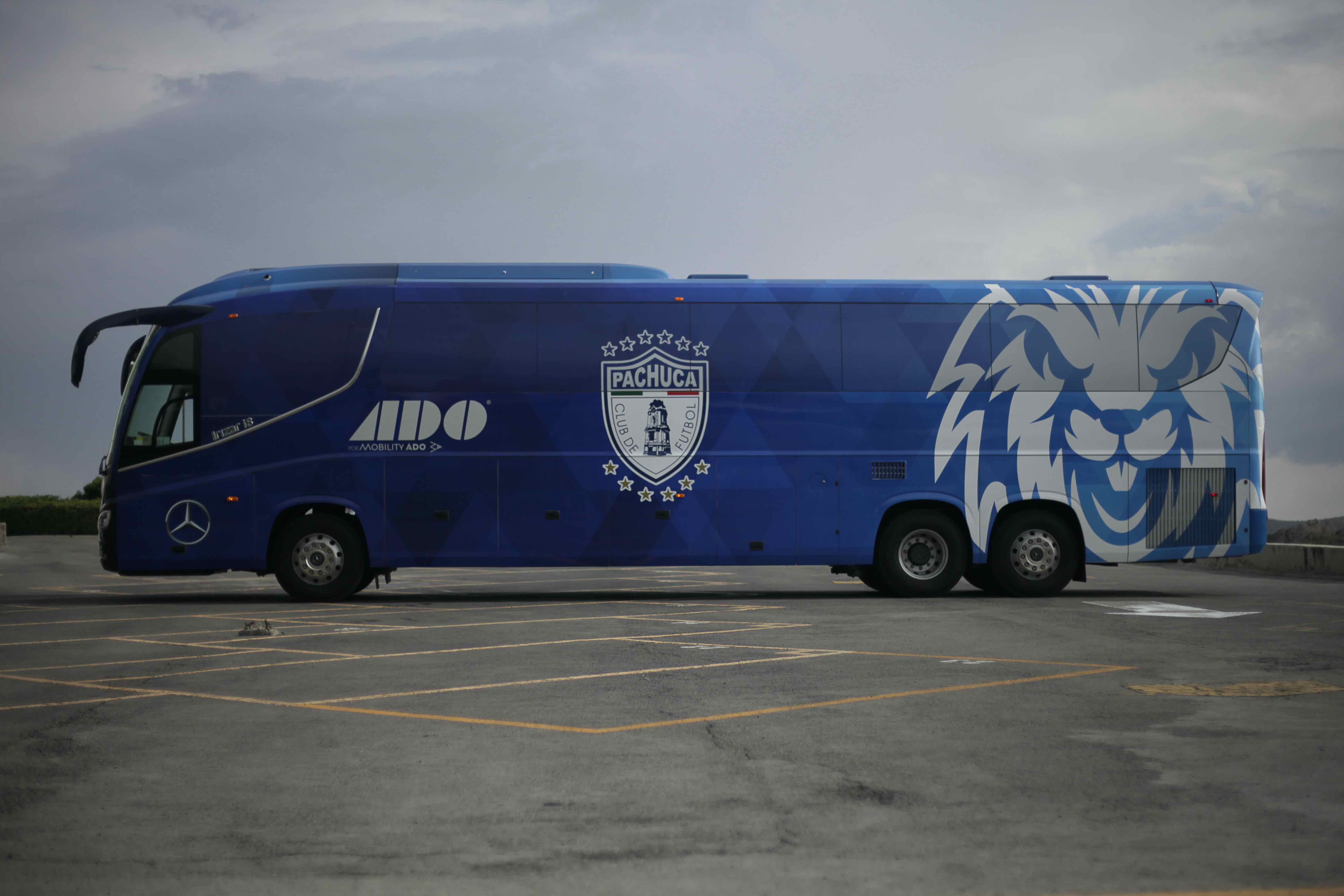 Este el es el autobús del Club de Fútbol Pachuca